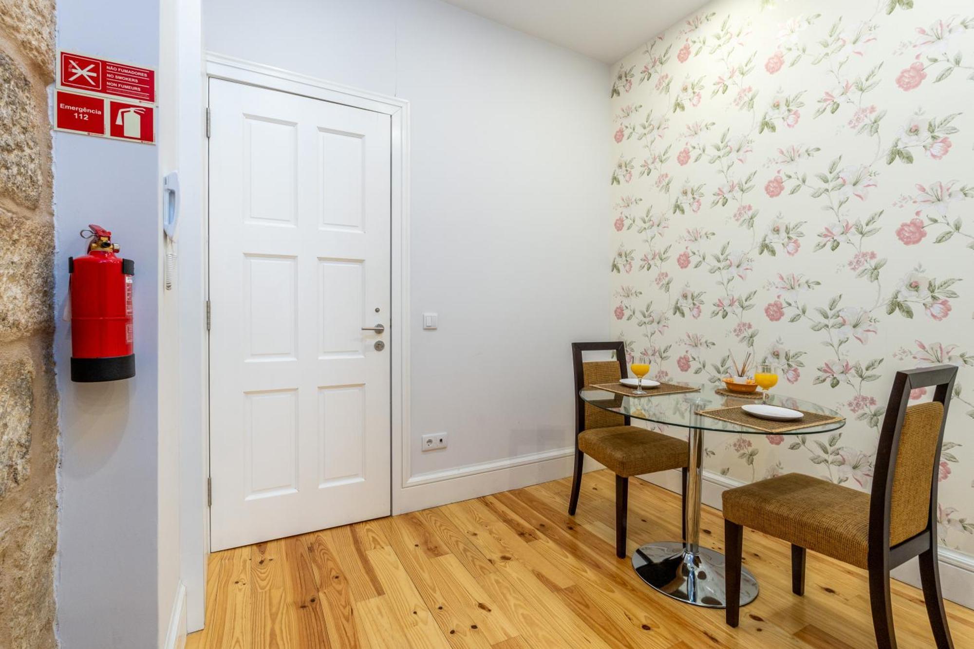 A Window To Porto - Premium Apartment By The River Exterior photo